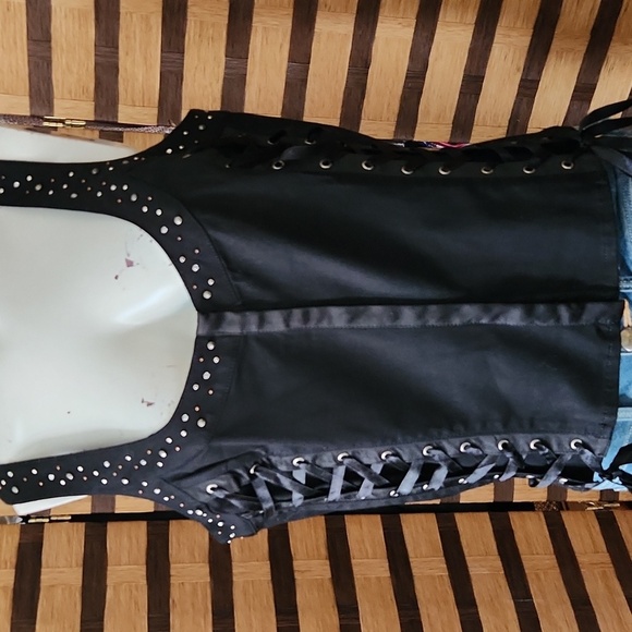 Euc!! Harley Davidson jean like vest - Picture 1 of 13